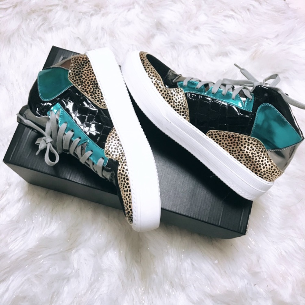 P448 Sneakers